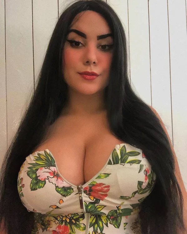Marianny Betancourt Avatar Bg