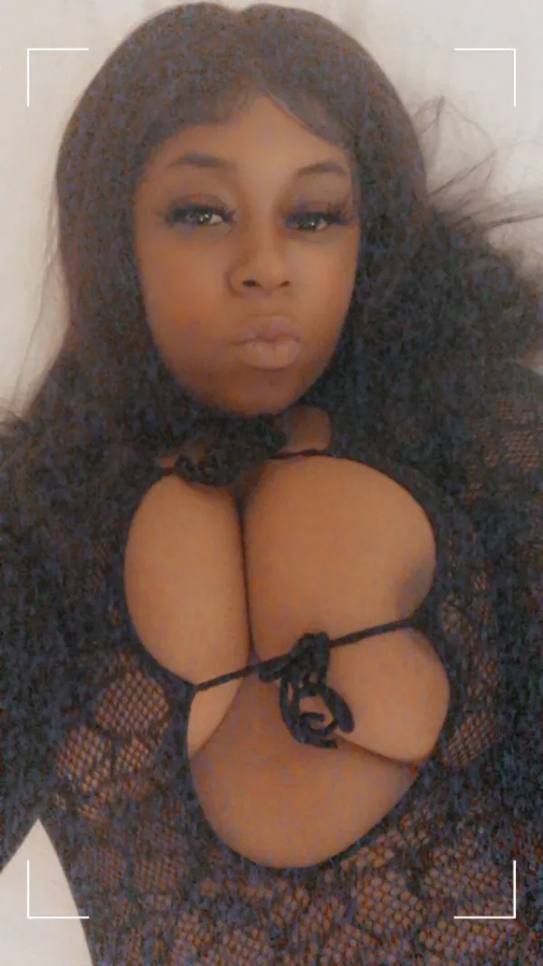 Aniyah Avatar Bg