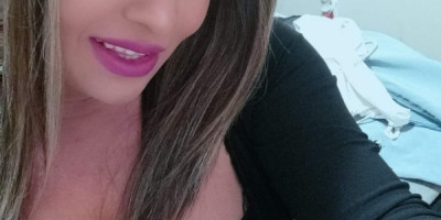 Mayralatinaxesi Hola soy una chicatranxesual cojo rrico Super caliente yamam