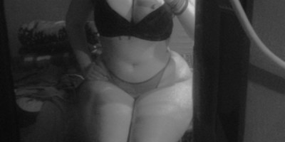 Rellenita con curvas Hola lindura soy Nina tengo 18 Soy una chica blanquita rel