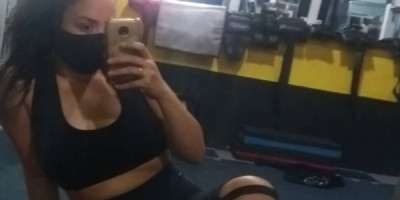 Poucos dias no Mulher gostosa cheirosa e com a buceta apertadinha
