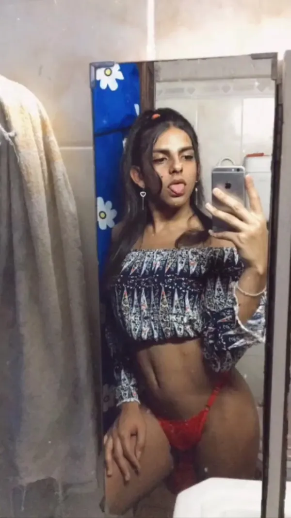 Majo Avatar Bg
