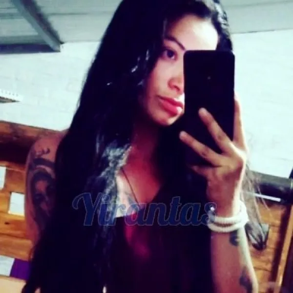 Anabella Avatar Bg
