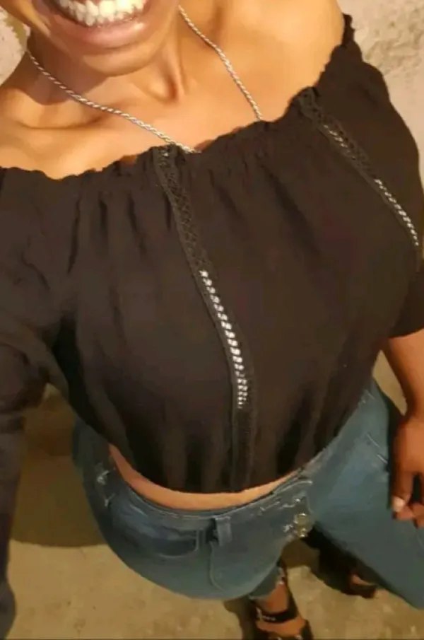Sofía Avatar Bg