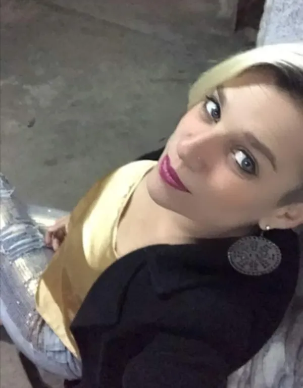 Claudia Avatar Bg