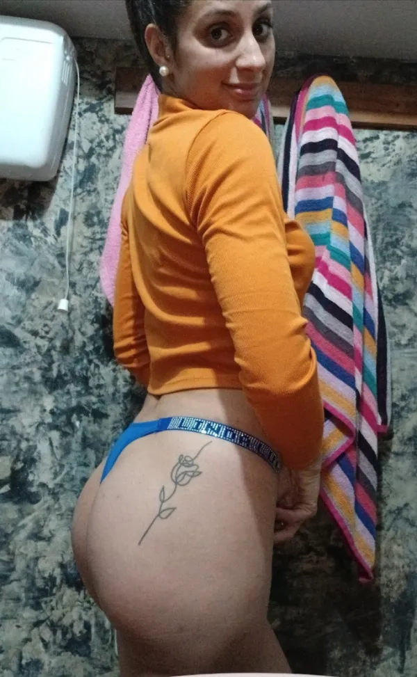 Naty Avatar Bg