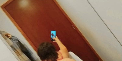 Petisa con ganas de hacerte pasar un rico rato