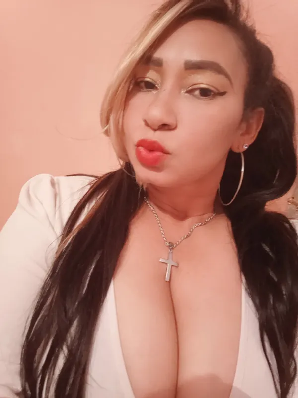Olga Avatar Bg