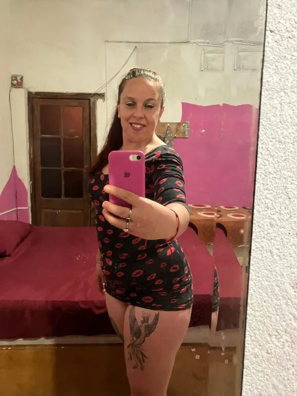 Andreina Avatar Bg