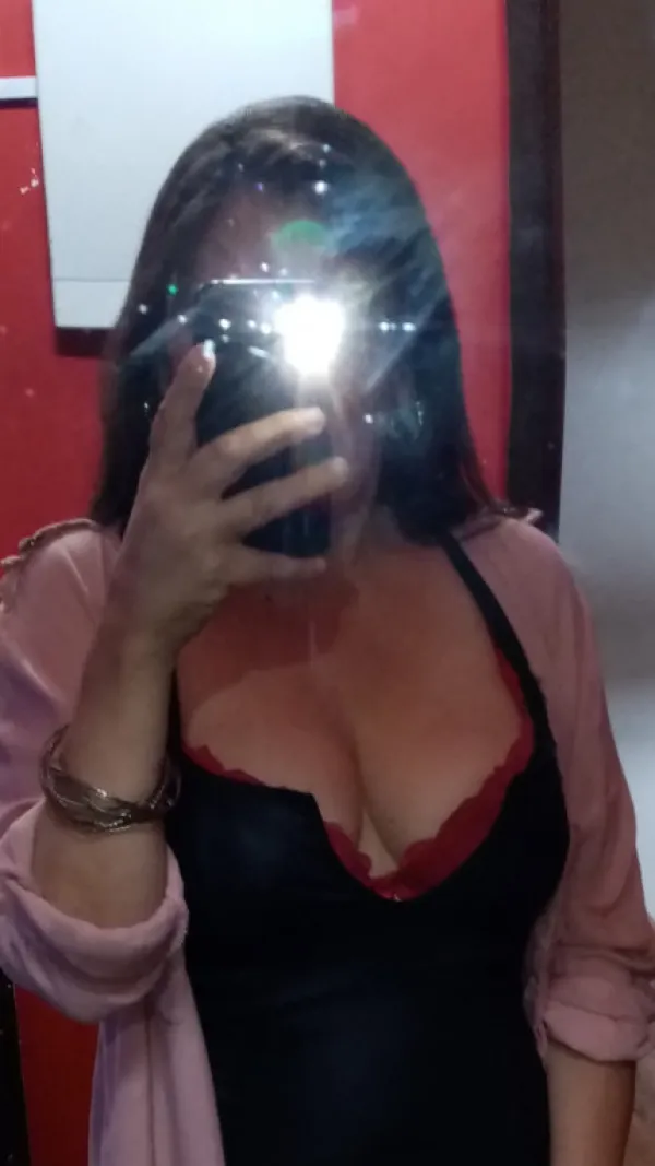 Verónica Avatar Bg