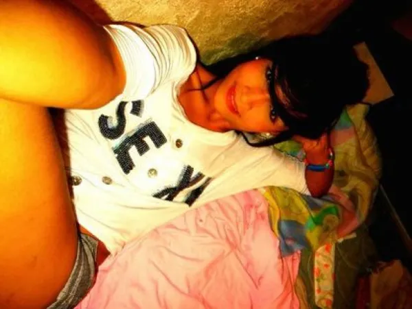 CAMILA Avatar Bg