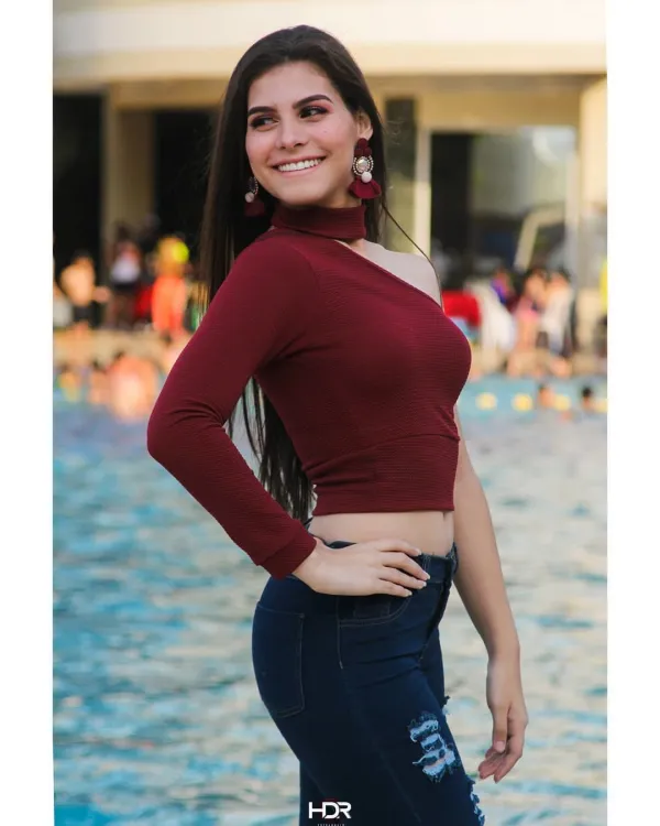 Luisa Pirela Avatar Bg