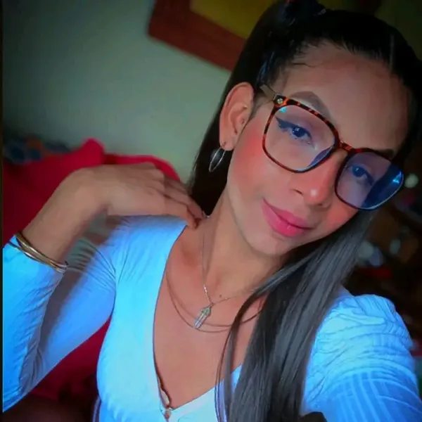 Britt Acosta Avatar Bg