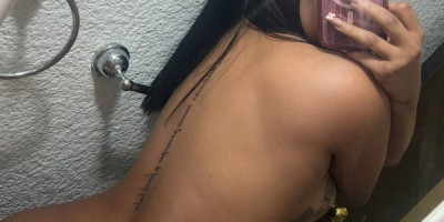 Hola me llamo Mishell de 20 años de edad soy una chama muy linda con e