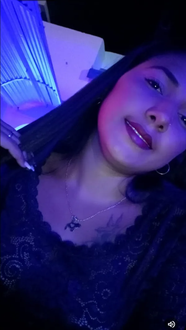 Linda Avatar Bg