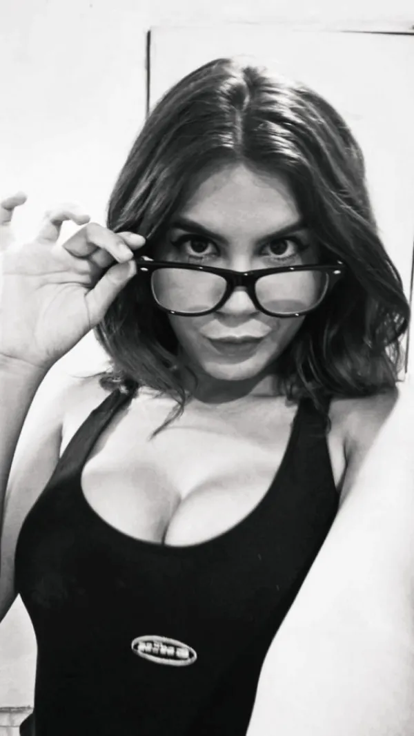 Pelirroja Hot Avatar Bg