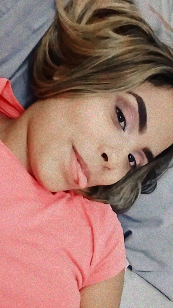 Paula Avatar Bg