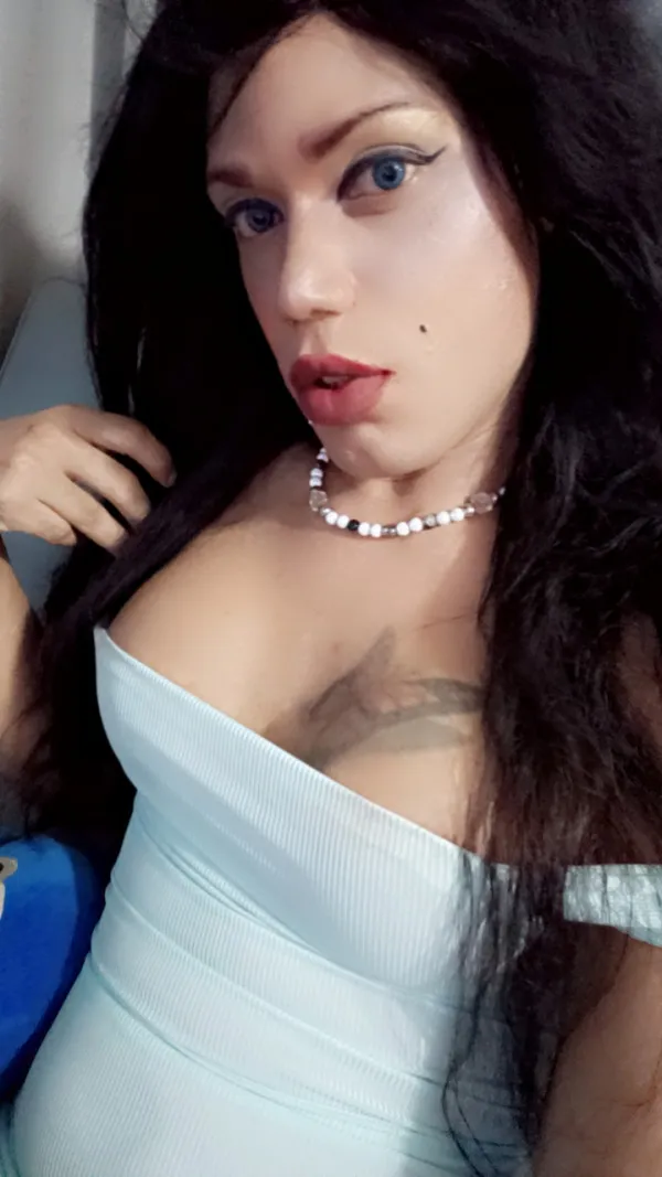 Lissi Trans Avatar Bg